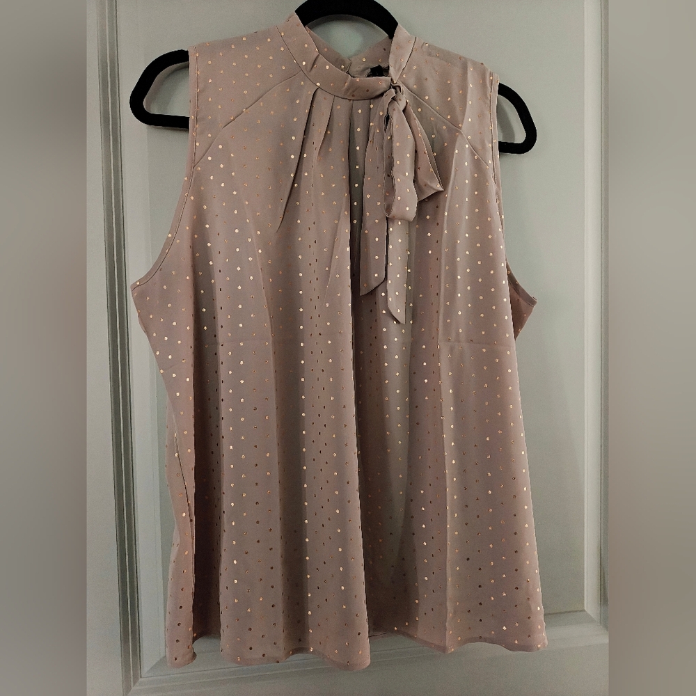 Elegant Polka Dot Sleeveless Top XL
